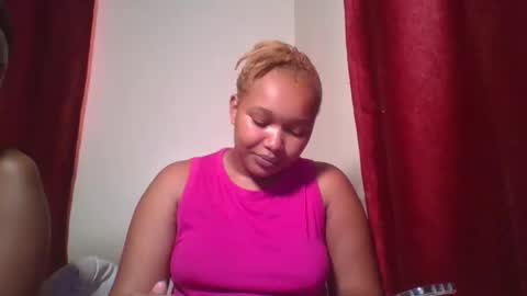 Snapshot of browny_candyz chatting on December 2024 12:38:02 PM Tracy online show from December 2024 12:38:02 PM