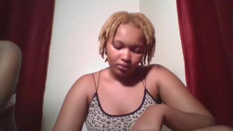 Snapshot of browny_candyz chatting on December 2024 03:12:02 PM Tracy online show from December 2024 03:12:02 PM