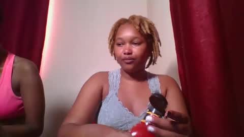 Snapshot of browny_candyz chatting on December 2024 09:42:01 AM Tracy online show from December 2024 09:42:01 AM