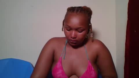 Snapshot of browny_candyz chatting on January 2025 07:01:02 PM Tracy online show from January 2025 07:01:02 PM