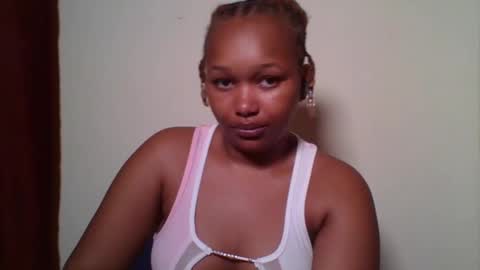 Snapshot of browny_candyz chatting on January 2025 01:36:02 AM Tracy online show from January 2025 01:36:02 AM