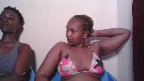 Snapshot of browny_candyz chatting on January 2025 05:10:01 AM Tracy online show from January 2025 05:10:01 AM