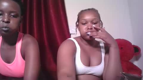 Snapshot of browny_candyz chatting on January 2025 12:04:02 AM Tracy online show from January 2025 12:04:02 AM