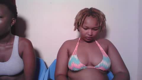 Snapshot of browny_candyz chatting on January 2025 01:43:02 AM Tracy online show from January 2025 01:43:02 AM