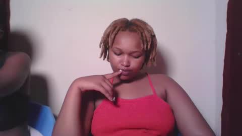 Snapshot of browny_candyz chatting on January 2025 03:20:01 PM Tracy online show from January 2025 03:20:01 PM