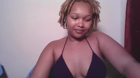 Snapshot of browny_candyz chatting on January 2025 09:04:01 PM Tracy online show from January 2025 09:04:01 PM