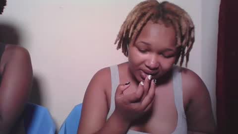Snapshot of browny_candyz chatting on January 2025 10:23:02 AM Tracy online show from January 2025 10:23:02 AM