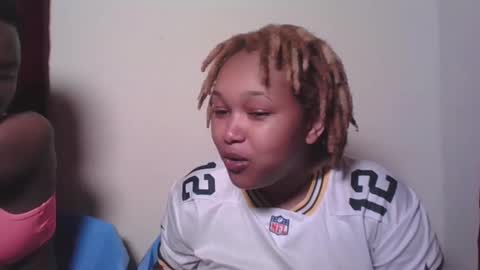 Snapshot of browny_candyz chatting on January 2025 01:19:02 PM Tracy online show from January 2025 01:19:02 PM