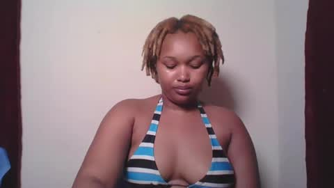 Snapshot of browny_candyz chatting on January 2025 07:24:01 PM Tracy online show from January 2025 07:24:01 PM
