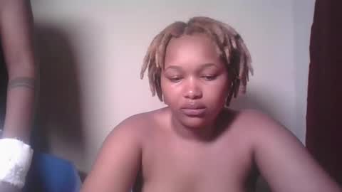 Snapshot of browny_candyz chatting on January 2025 11:28:01 AM Tracy online show from January 2025 11:28:01 AM