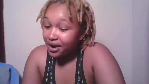 Snapshot of browny_candyz chatting on January 2025 02:58:01 PM Tracy online show from January 2025 02:58:01 PM