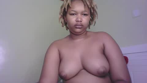 Snapshot of browny_candyz chatting on February 2025 03:22:01 AM Tracy online show from February 2025 03:22:01 AM