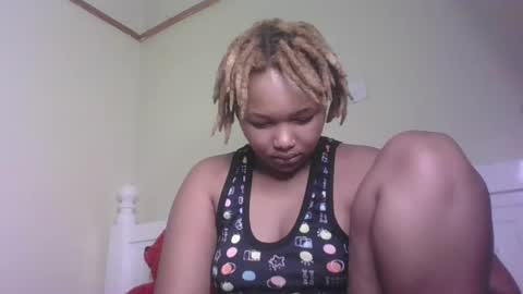 Snapshot of browny_candyz chatting on February 2025 09:33:01 AM Tracy online show from February 2025 09:33:01 AM