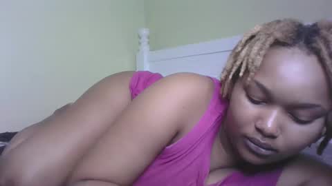 Snapshot of browny_candyz chatting on February 2025 09:56:01 AM Tracy online show from February 2025 09:56:01 AM