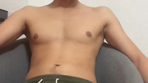 Snapshot of brownyonit chatting on September 2025 07:57:01 PM Browny here Fun and Kink online show from September 2025 07:57:01 PM