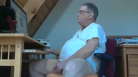 brubar online show from April 2026 05:43:02 PM