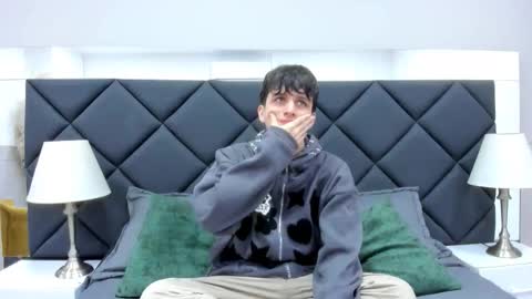 Bruce Hans online show from November 2025 12:04:01 PM