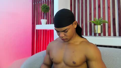 bruce_stroud online show from October 2025 11:16:01 AM