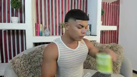 bruce_stroud online show from November 2025 02:54:01 AM