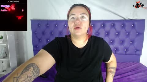 Snapshot of bruja_scarlata chatting on December 2024 10:55:02 AM Bruja SCarlata online show from December 2024 10:55:02 AM