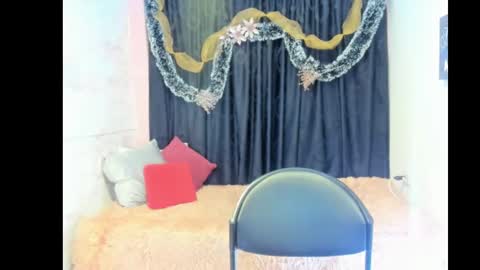 Snapshot of brunette_sasha chatting on December 2024 05:55:02 PM Sasha Brunette online show from December 2024 05:55:02 PM