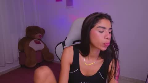 SARAH  online show from February 2026 03:55:02 AM