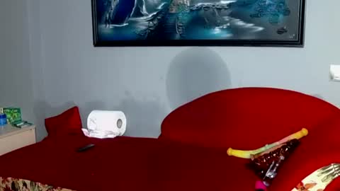 Daisy online show from August 2026 03:05:01 AM
