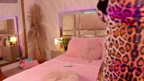 Snapshot of brunettklaryss chatting on October 2025 05:47:02 AM Brenda online show from October 2025 05:47:02 AM