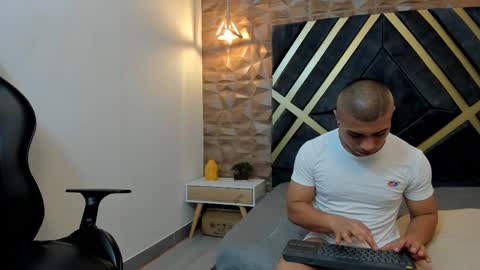 BRUNNO online show from January 2025 10:24:01 PM