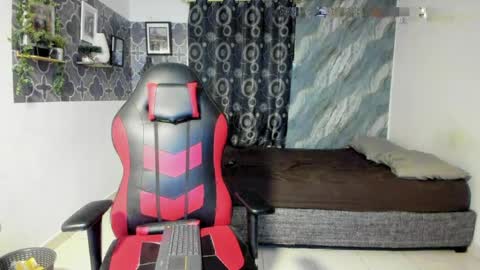 bruno_snow online show from April 2026 03:53:02 AM