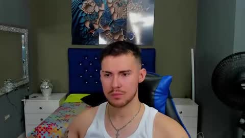 Snapshot of brunowalkerr chatting on September 2025 01:00:02 PM Say me Bruno online show from September 2025 01:00:02 PM
