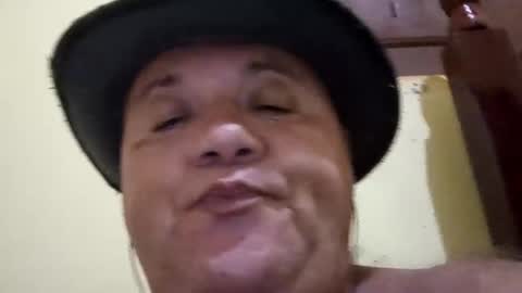 Snapshot of brwbhhh chatting on March 2026 01:55:02 AM brwbhhh online show from March 2026 01:55:02 AM