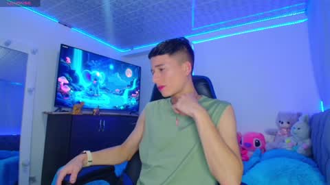 BRYAM INDEPENDENT MODEL online show from January 2025 02:11:01 AM