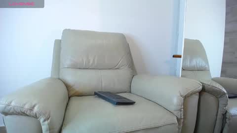 bryan_oficials online show from February 2025 05:28:02 AM