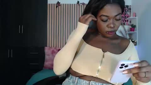 hot online show from October 2025 08:11:01 AM