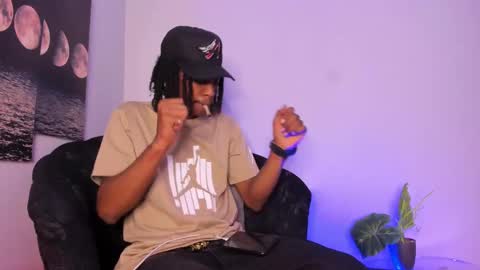 Snapshot of bryxxxon1 chatting on September 2025 04:56:01 PM Bryxon online show from September 2025 04:56:01 PM