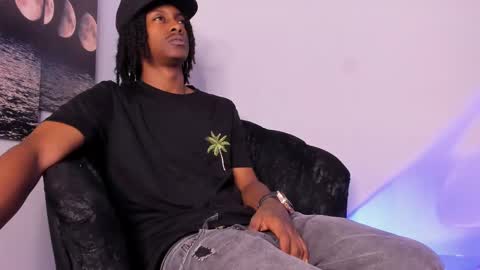 Snapshot of bryxxxon1 chatting on October 2025 04:49:02 PM Bryxon online show from October 2025 04:49:02 PM