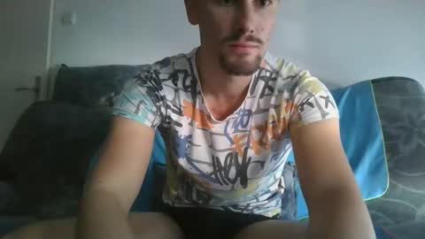 Snapshot of buandci chatting on November 2025 11:32:01 AM Bu and Ci online show from November 2025 11:32:01 AM