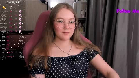 Snapshot of bubble_bunny chatting on April 2026 11:46:02 PM Ruby online show from April 2026 11:46:02 PM