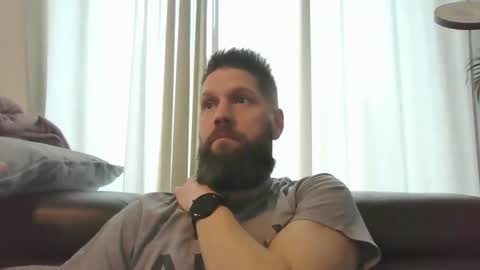 Snapshot of bubblebee1982 chatting on January 2025 09:35:01 AM bubblebee1982 online show from January 2025 09:35:01 AM