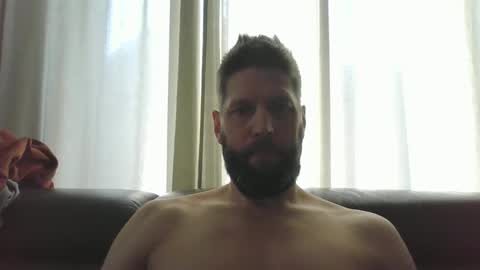 Snapshot of bubblebee1982 chatting on February 2025 11:38:02 AM bubblebee1982 online show from February 2025 11:38:02 AM