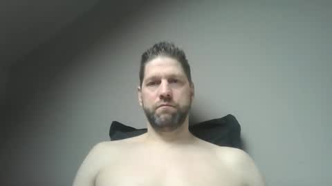 Snapshot of bubblebee1982 chatting on February 2026 08:35:01 AM bubblebee1982 online show from February 2026 08:35:01 AM