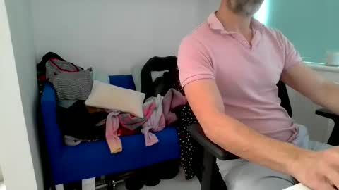 Snapshot of bubblebumdave chatting on May 2026 12:23:01 PM Bubblebum online show from May 2026 12:23:01 PM