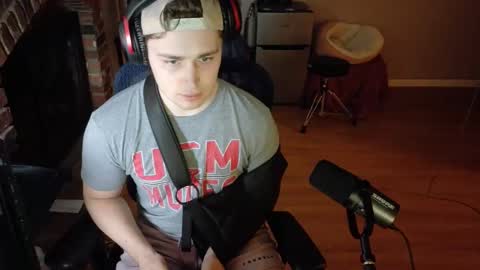 BubblebuttBdn online show from April 2026 02:25:01 AM