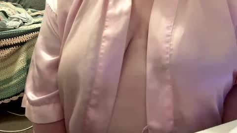 bubblegirl online show from April 2026 06:47:02 AM