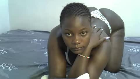 bubbly_ass30 online show from March 2026 05:28:01 PM