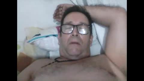 Snapshot of buchs32 chatting on September 2025 06:04:02 AM buchs32 online show from September 2025 06:04:02 AM