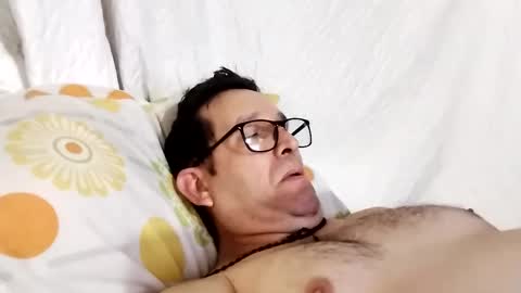 Snapshot of buchs32 chatting on October 2025 05:08:01 AM buchs32 online show from October 2025 05:08:01 AM