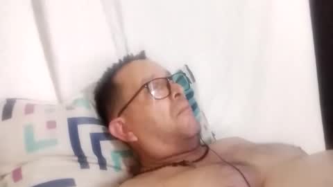 Snapshot of buchs32 chatting on October 2025 05:21:02 AM buchs32 online show from October 2025 05:21:02 AM