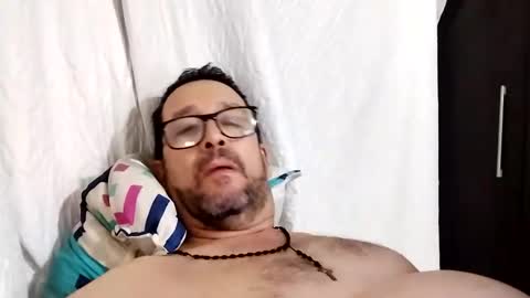 Snapshot of buchs32 chatting on November 2025 04:35:01 AM buchs32 online show from November 2025 04:35:01 AM